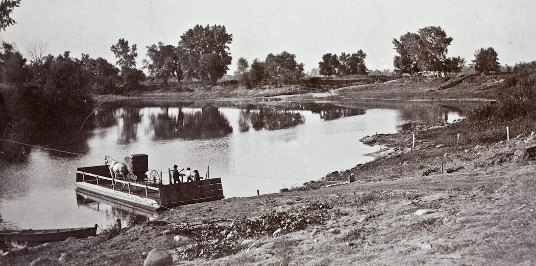 Old photo of the Minnesota River along Chaska, from early 1900s.